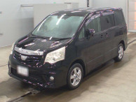 2010 Toyota Noah