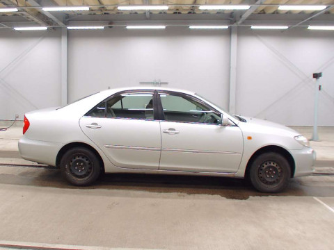 2001 Toyota Camry ACV35[2]