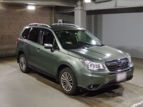 2014 Subaru Forester SJ5[2]