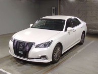 2015 Toyota Crown