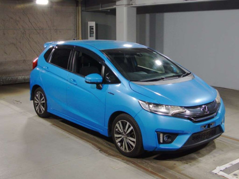 2013 Honda Fit Hybrid GP5[2]