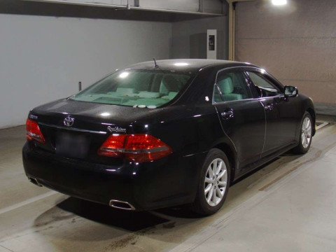 2009 Toyota Crown GRS200[1]