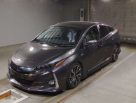 2020 Toyota Prius PHV