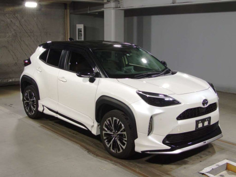 2022 Toyota YARIS CROSS MXPB10[2]