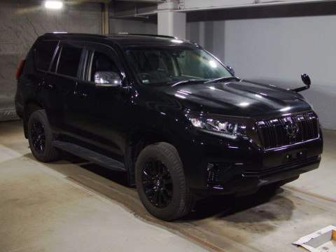 2020 Toyota Land Cruiser Prado TRJ150W[2]