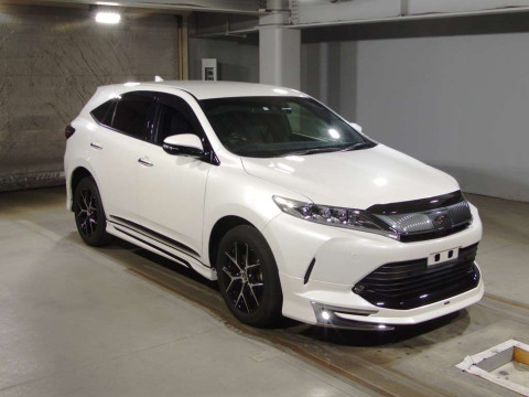 2020 Toyota Harrier ZSU60W[2]