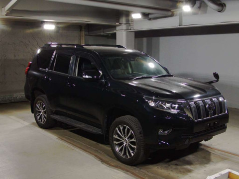 2020 Toyota Land Cruiser Prado GDJ150W[2]