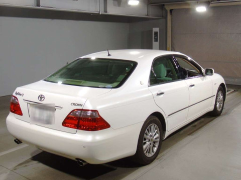 2007 Toyota Crown GRS182[1]