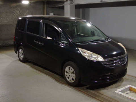 2008 Honda Step WGN RG1[2]