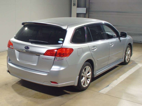 2013 Subaru Legacy Touring Wagon BRM[1]