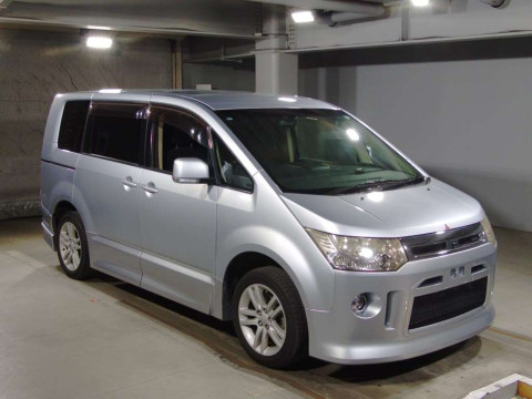 2008 Mitsubishi Delica D5 CV5W[2]