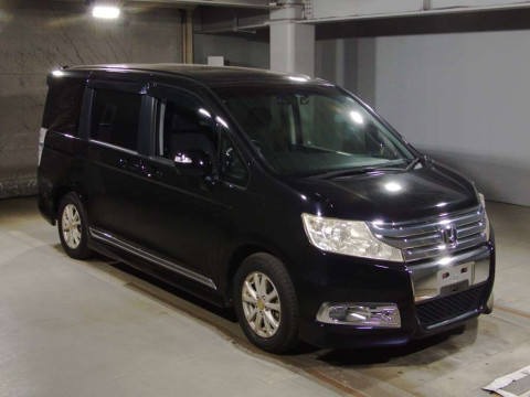 2010 Honda Step WGN Spada RK5[2]