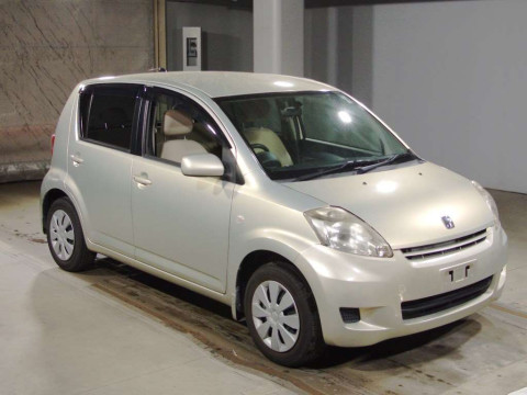 2008 Toyota Passo QNC10[2]