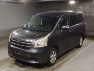 2008 Toyota Noah