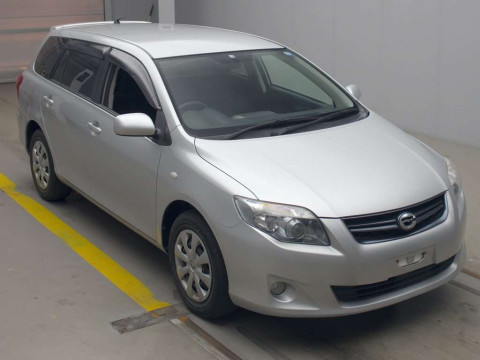 2009 Toyota Corolla Fielder NZE141G[2]