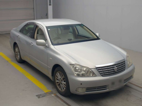 2007 Toyota Crown GRS180[2]