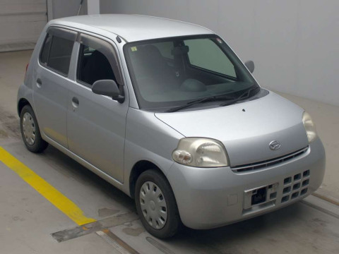 2010 Daihatsu Esse L235S[2]