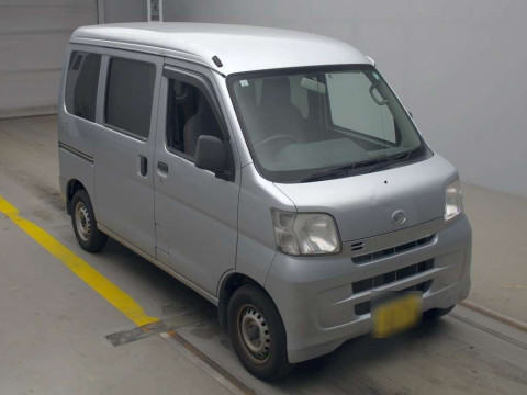 2014 Daihatsu Hijet Cargo S321V[2]