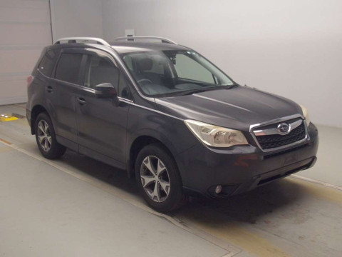 2014 Subaru Forester SJ5[2]