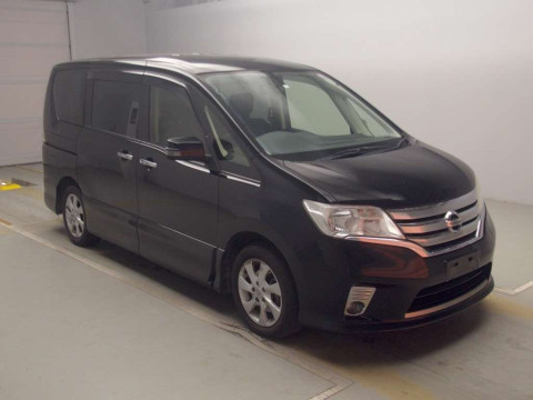 2012 Nissan Serena FC26[2]