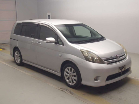 2010 Toyota Isis ZGM11W[2]