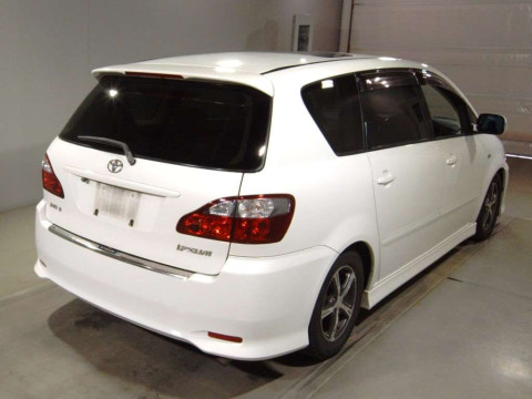 2004 Toyota Ipsum ACM21W[1]