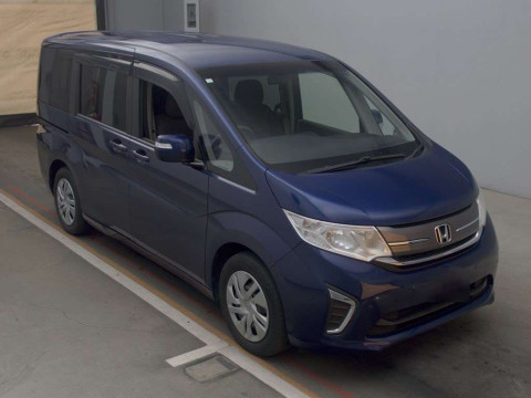 2016 Honda Step WGN RP1[2]