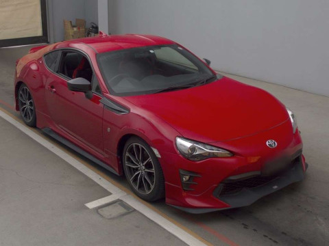 2017 Toyota 86 ZN6[2]