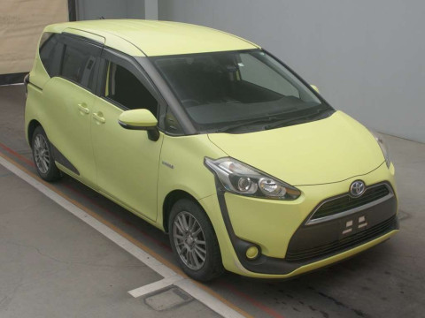 2016 Toyota Sienta NHP170G[2]