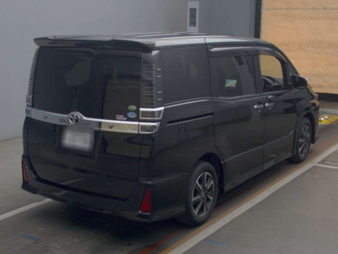 2019 Toyota Voxy ZRR80W[1]