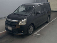 2008 Toyota Noah