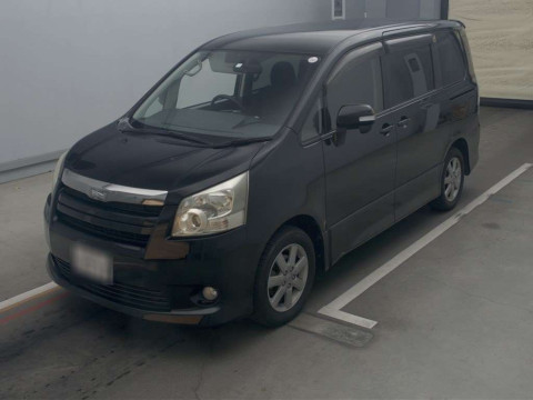 2008 Toyota Noah ZRR70W[0]