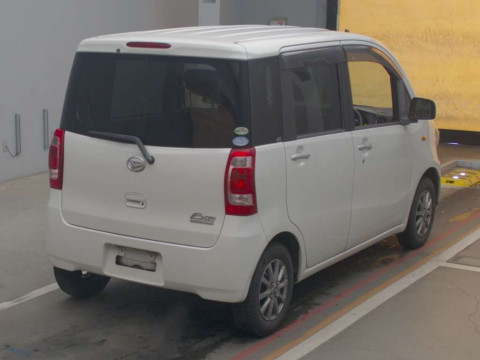 2010 Daihatsu Tanto exe L455S[1]