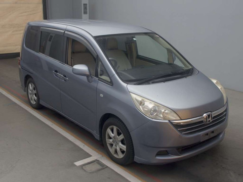 2006 Honda Step WGN RG1[2]