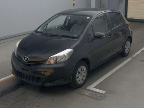 2013 Toyota Vitz KSP130[0]