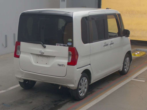 2016 Daihatsu Tanto LA610S[1]