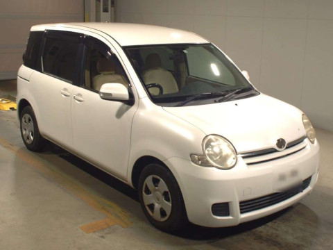 2008 Toyota Sienta NCP81G[2]