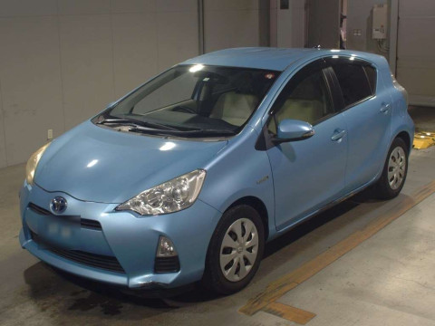 2012 Toyota Aqua NHP10[0]