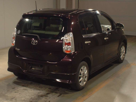 2012 Toyota Passo KGC30[1]