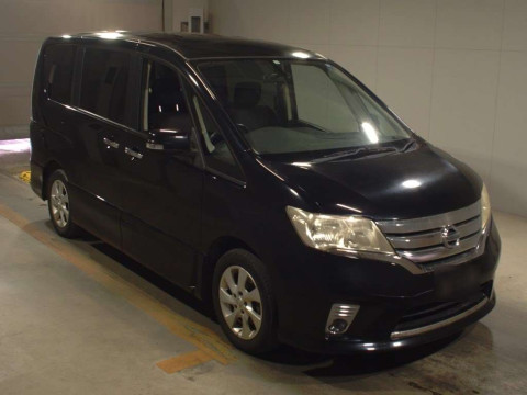 2011 Nissan Serena FC26[2]