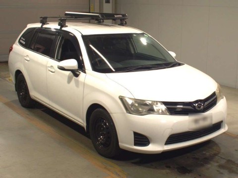 2012 Toyota Corolla Fielder NZE161G[2]