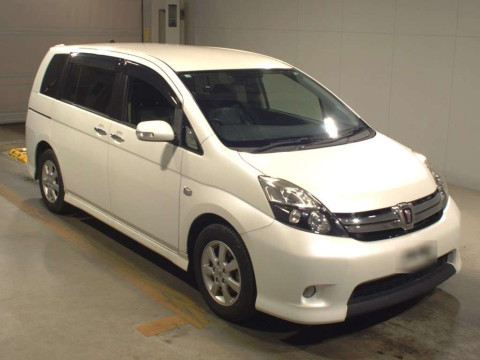 2012 Toyota Isis ZGM10W[2]