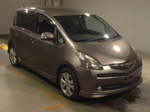 2006 Toyota Ractis NCP100[2]