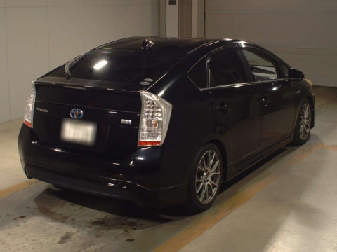 2010 Toyota Prius ZVW30[1]