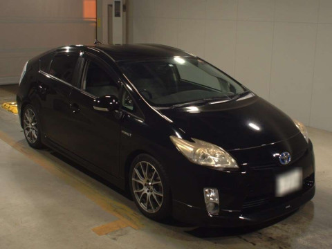 2010 Toyota Prius ZVW30[2]