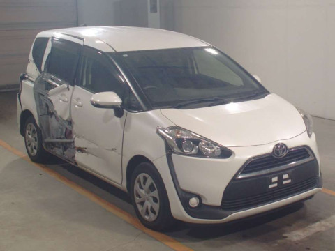 2017 Toyota Sienta NSP170G[2]