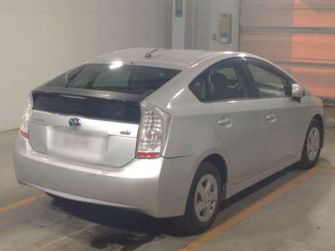 2010 Toyota Prius ZVW30[1]