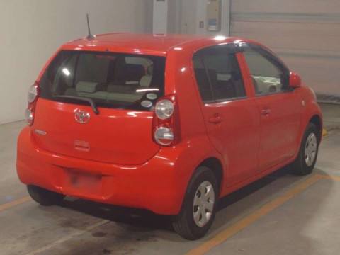 2012 Toyota Passo KGC30[1]