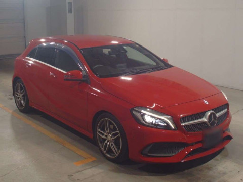 2016 Mercedes Benz A-Class 176042[2]