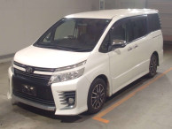 2015 Toyota Voxy